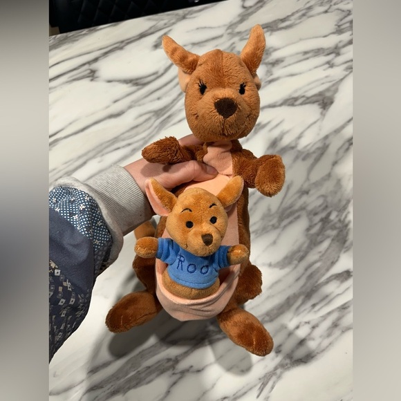 DISNEY STORE- SOLD OUT- KANGA AND ROO PLUSHIE - Picture 7 of 7